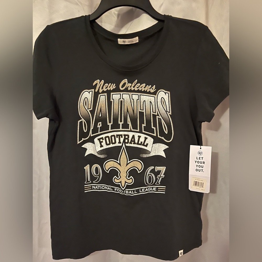 '47 Women's New Orleans Saints Black Rim Rocker Franklin T-Shirt